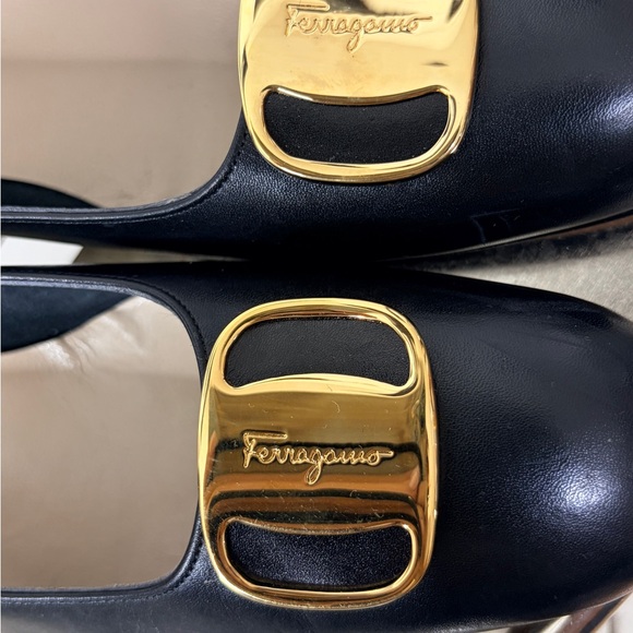 Salvatore Ferragamo Black Heels with Gold Accent 10AA Narrow like new - Picture 5 of 10